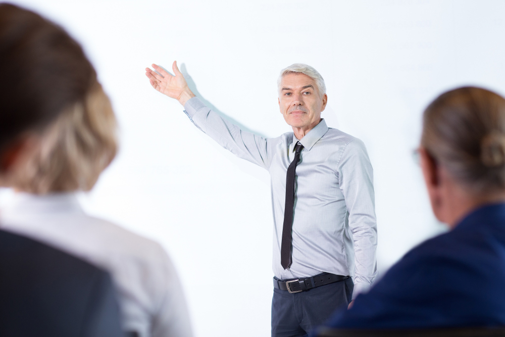 asesoría para autónomos en Sevilla | jubilados trabajando
