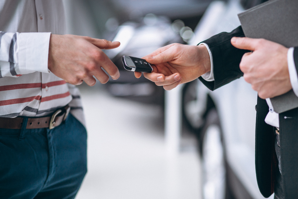 trámites de vehículos en Sevilla | ¿Qué saber antes de comprar un coche de segunda mano?